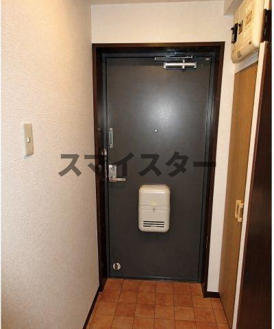 メゾンドール・カムイα館の玄関