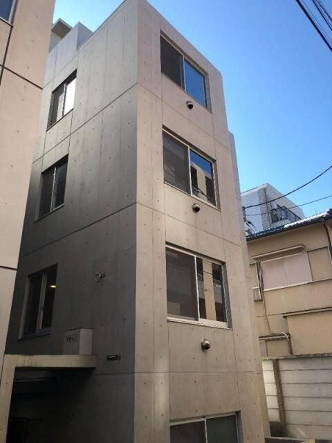 フロントピアヒルズの外観
