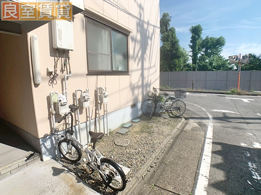 【その他共用部分】 | ルシードつるさと | 自転車置き場