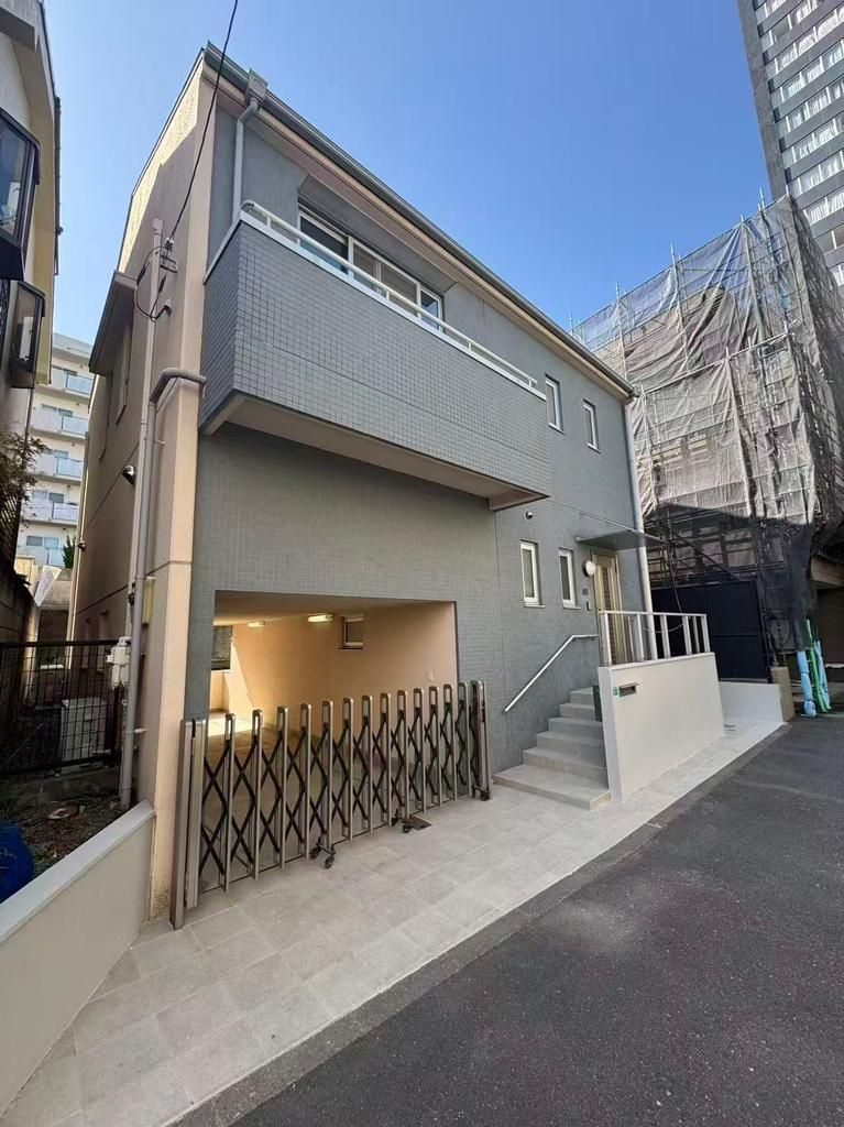 豊島区上池袋1丁目　中古戸建の外観|現地写真

現地ご見学希望・資料請求などお気軽にお問い合わせ下さい！
03-5990-5201