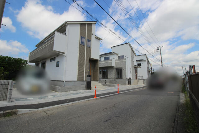 ブルーミングガーデン　市川市下貝塚３丁目３棟／１期１号棟の前面道路含む現地写真|★販売現地★