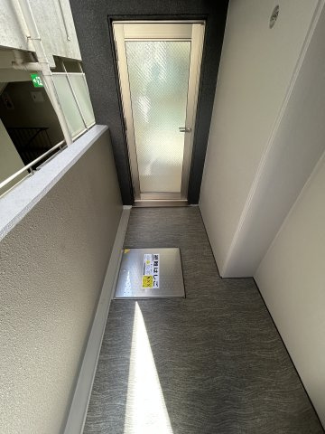 【バルコニー】