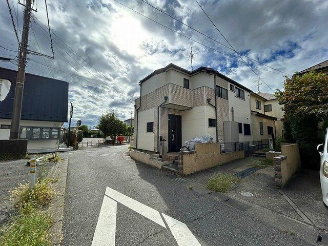 船橋市松が丘４丁目３０－１６の前面道路含む現地写真|外観写真、別角度から１