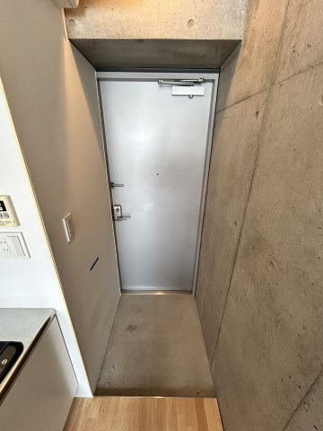 【玄関】