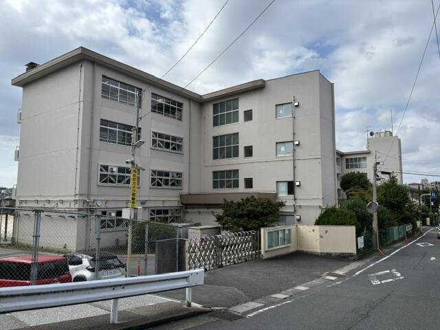 松戸市新作の売地の周辺|松戸市立第三中学校まで1402m