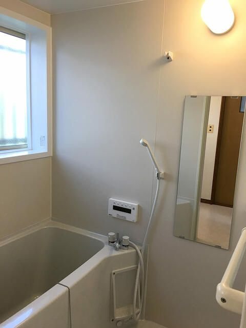 小平一戸建ての浴室