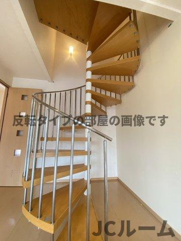 ロイヤルガーデン絆 Aの内装