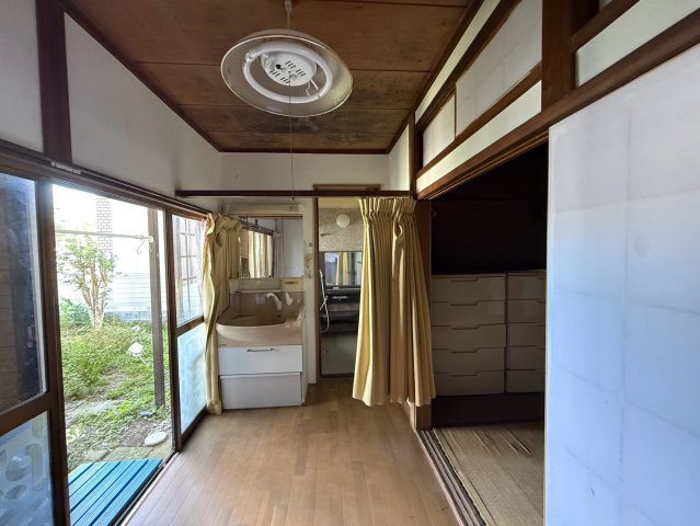 【洗面所】 | 行方市麻生　広々居住スペース　6LDK