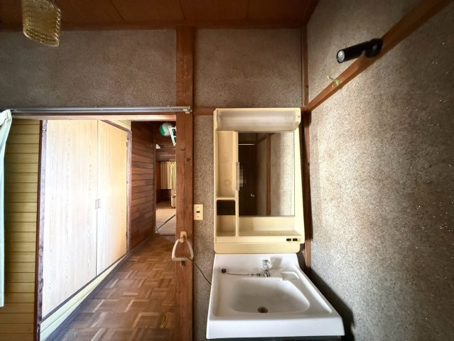 【洗面所】 | 行方市麻生　広々居住スペース　6LDK
