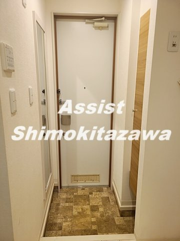 ベルヴィル大原の玄関