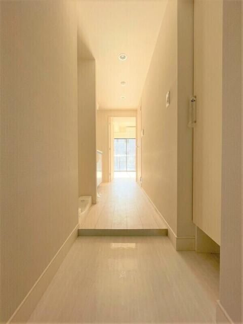 ＳＨＯＫＥＮ　Ｒｅｓｉｄｅｎｃｅ横浜天王町の玄関