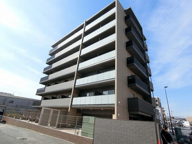 グランリーヴェル横濱和田町ＥＬＭＯの外観