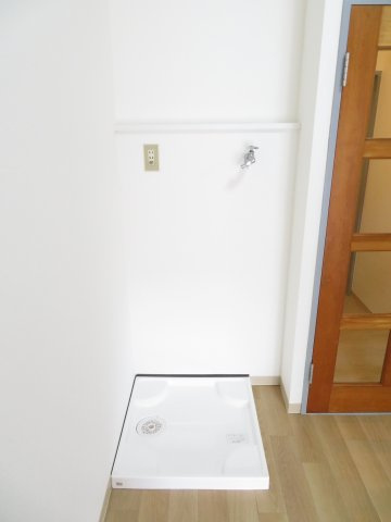 【設備】 | コーポことぶき | 室内洗濯機置場