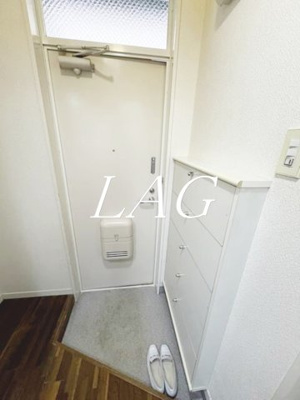 【玄関】 | 第三通南ハウス | 玄関です。