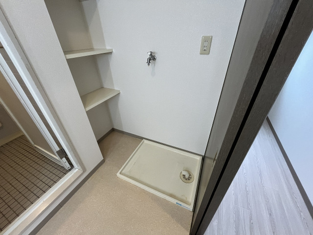 シャルマン古江の設備|室内洗濯機置場