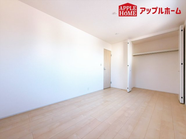 [新築住宅] 児玉郡上里町七本木 第6 全8棟の洋室|２階居室は全室収納あり！たっぷりある収納活用でお部屋もキレイを保てます♪