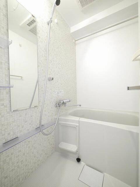 ＳＨＯＫＥＮ　Ｒｅｓｉｄｅｎｃｅ　横浜生麦１の浴室