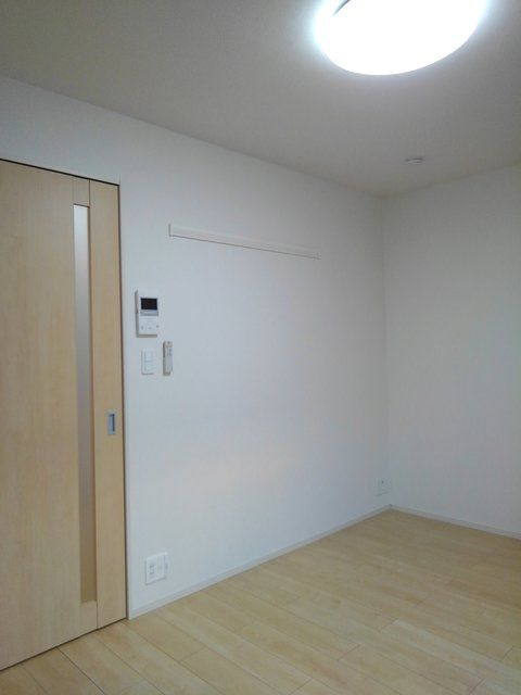 グレイス根岸のその他