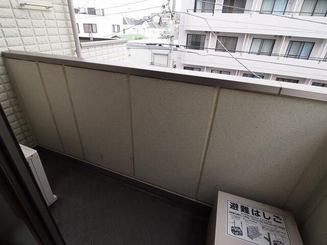 レジデンス横濱のバルコニー