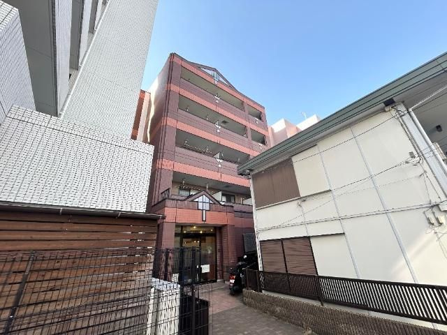 ＢＲＯＯＫＳＴＯＮＥ横濱のエントランス