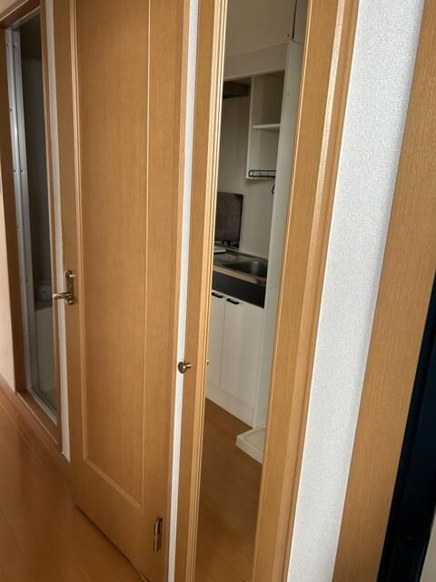 第六浅岡ビルの玄関