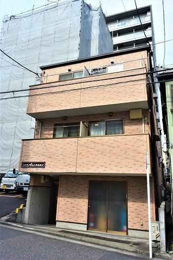 コスモＡｏｉ東神奈川のエントランス