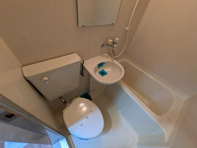 ライオンズマンション新横浜Ｂ館の浴室