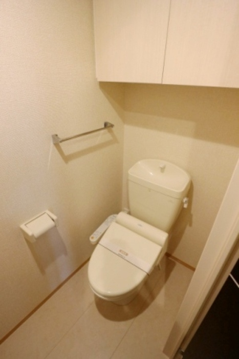 クレールフラッツ天王台のトイレ|温水洗浄暖房便座