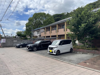 【駐車場】 | ベルフラワー山野井