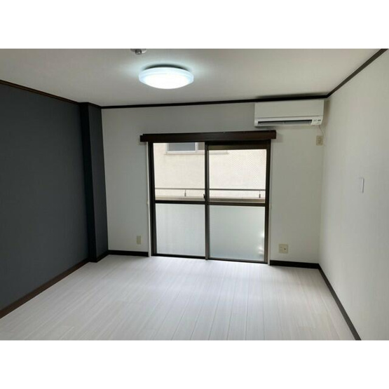 【寝室】