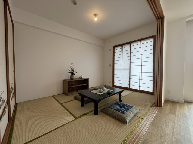 レクセルプラッツア福生弐番館の和室|ホッと足を伸ばして寛げる和室※本画像はCGで作成しており、実際に現地に家具は置かれておりません。また、価格に家具は含まれておりません。