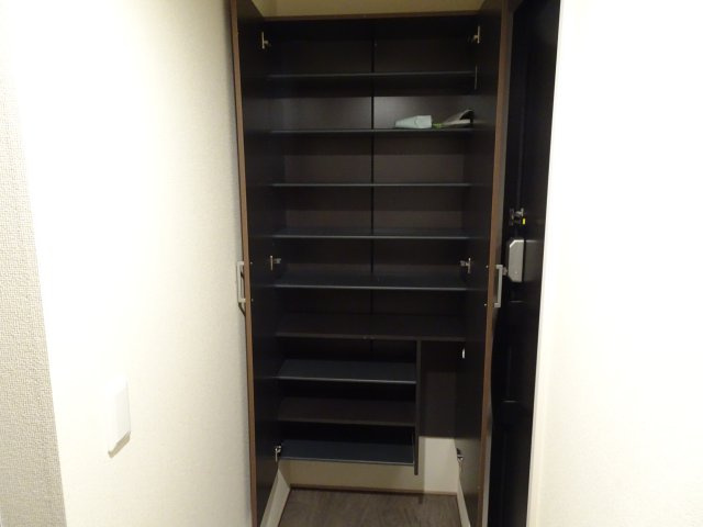 Epoch residenceの玄関