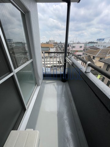 石田ビルのバルコニー