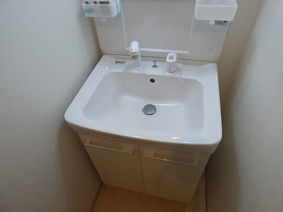 神戸市中央区北長狭通８丁目の賃貸マンションの洗面所