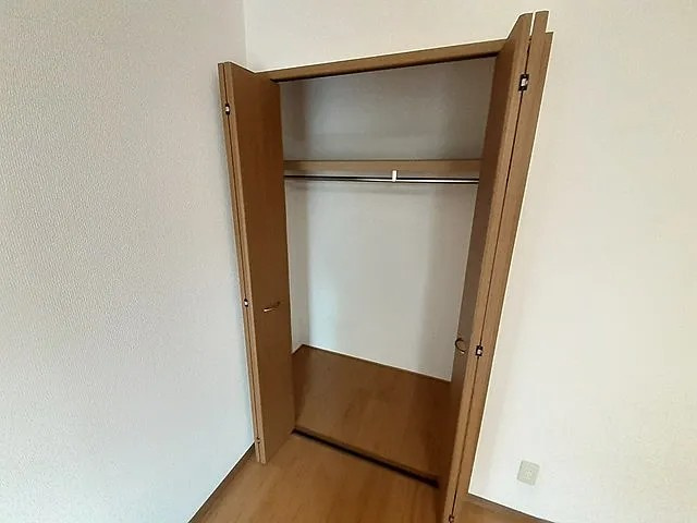 神戸市中央区割塚通５丁目の賃貸マンションの収納