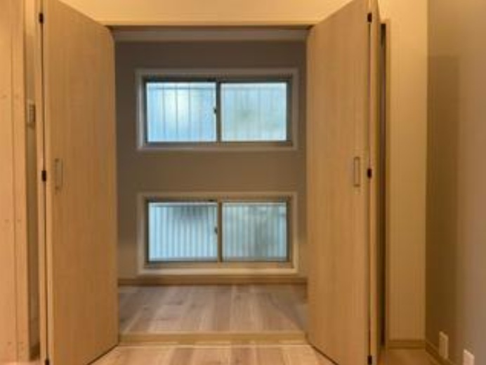 神戸市灘区高徳町５丁目の賃貸マンションの収納