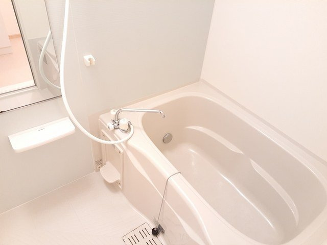 【浴室】 | ペットマンションあかやま | 日々の暮らしに欠かせないお風呂です