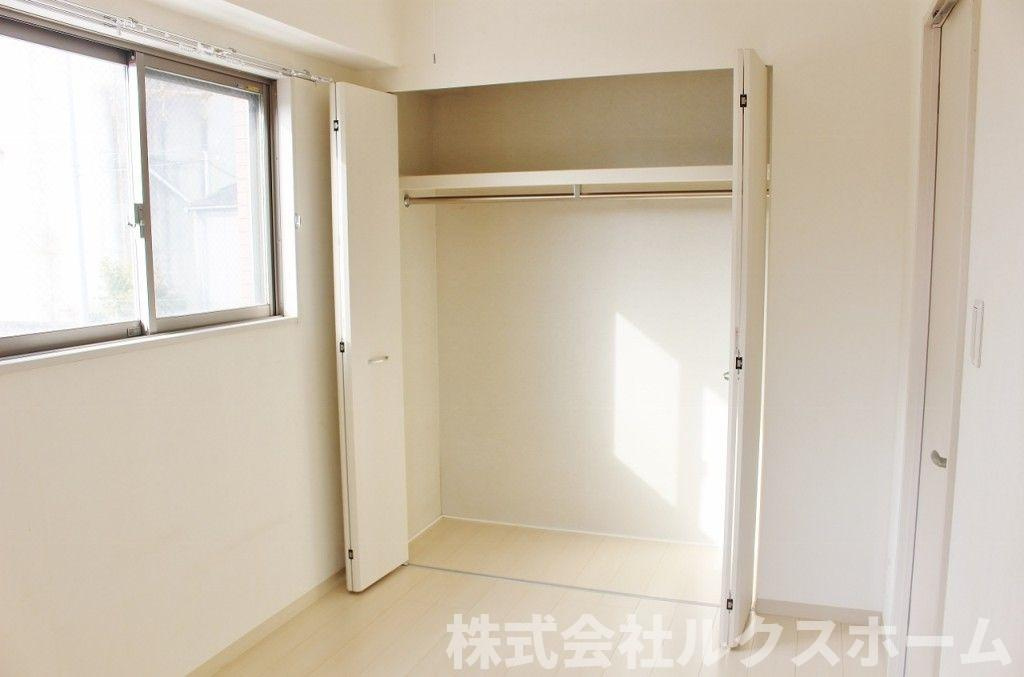 セリーゼ ウエストの収納|こまごまとしたものを収納できそうですね