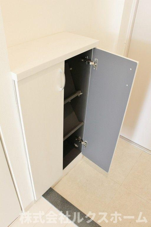 セリーゼ ウエストの収納|収納豊富です