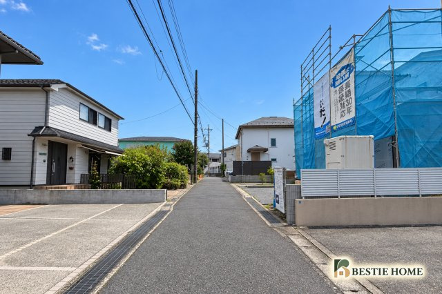 ■BESTie美邸100選■宮前平駅　LDK20帖♪駐車2台×長期優良住宅　新築戸建の前面道路含む現地写真