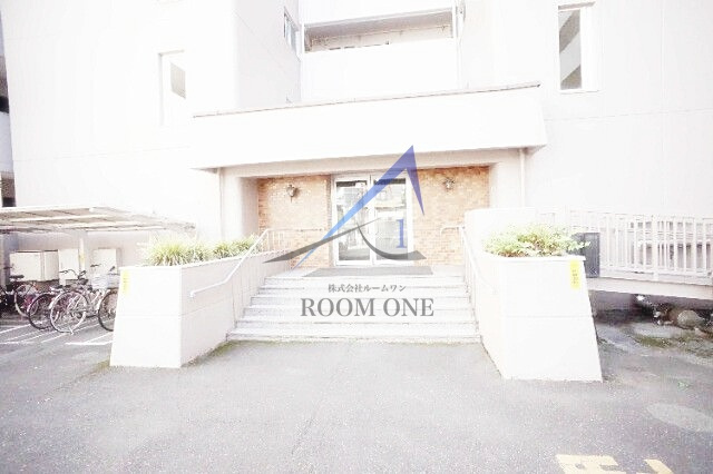 梅田マンションのエントランス|エントランスです。