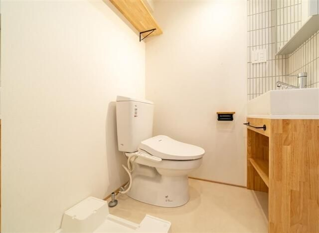 ロイヤルハイツ新宿御苑のトイレ|コンパクトで使いやすいトイレです