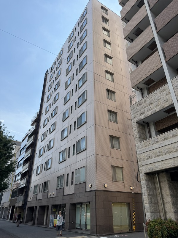 グランドパレス堀川の外観