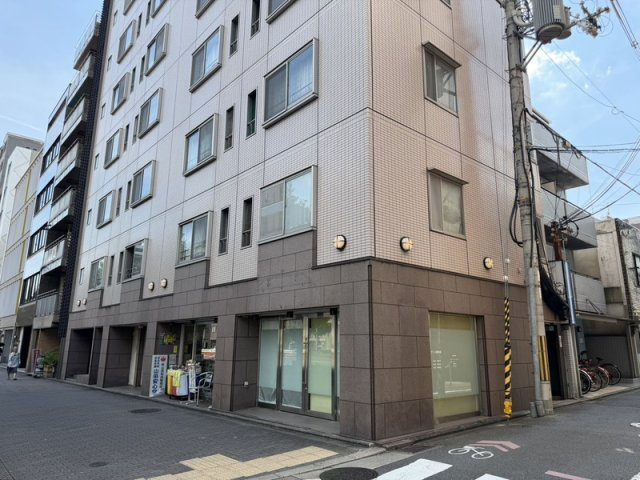 グランドパレス堀川の外観