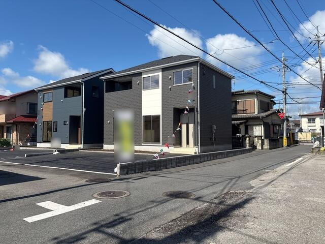 クレイドルガーデン宇都宮市若草第5　新築一戸建ての前面道路含む現地写真