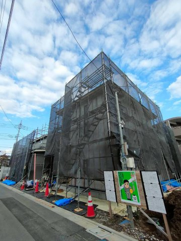 府中市白糸台３丁目の一戸建てのエントランス