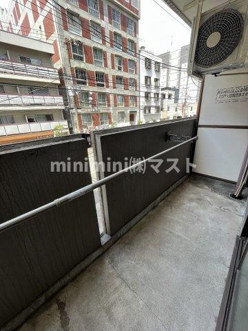 大阪市西区南堀江３丁目の賃貸マンションのバルコニー