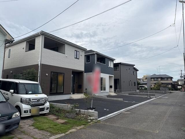 クレイドルガーデン壬生町緑町第3　新築一戸建ての前面道路含む現地写真