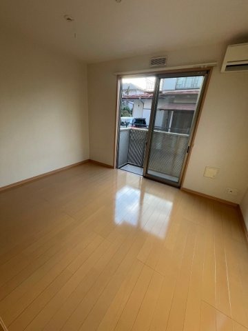 メゾンフォーチュンの居間・リビング|※別部屋参考写真
