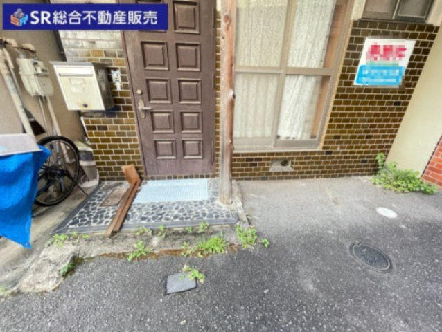 東石切町6丁目中古戸建のその他共用部分|自転車・バイク置けます！